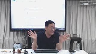 고객과의 관계를 계속 유지하려면 어떤 방식으로 관리해야 할까요?